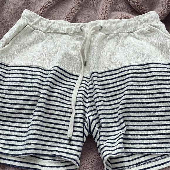 Zara Striped Towel Feel Shorts - Picture 2 of 3